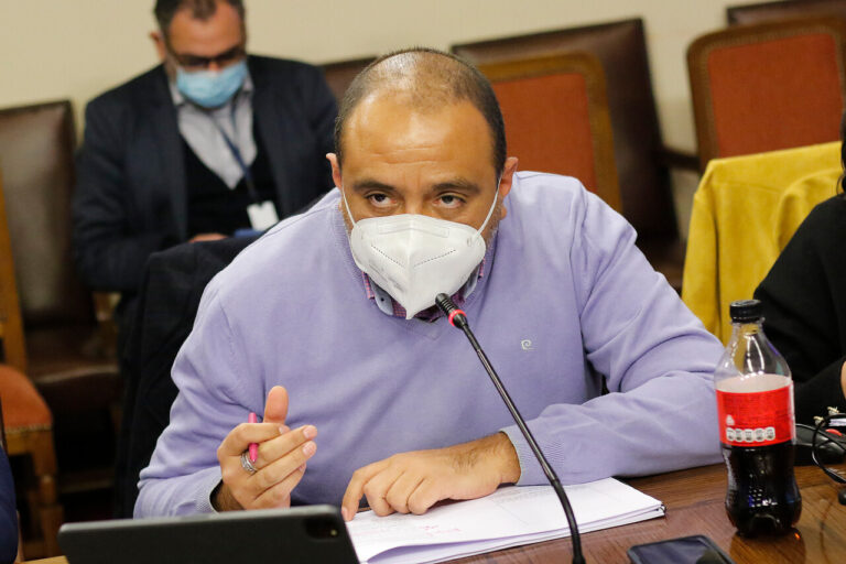 Ministro de Educación: El proyecto de condonación del CAE 