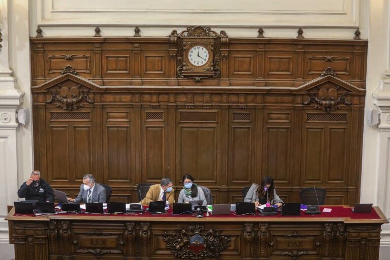 Votación del primer informe de Normas Transitorias: Así quedó la hoja de ruta que implementaría una nueva Constitución