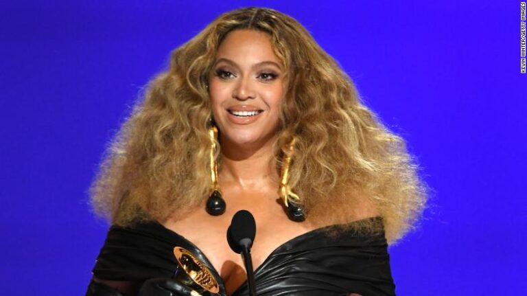 Tras 6 años de pausa: Beyoncé alista el lanzamiento del álbum 