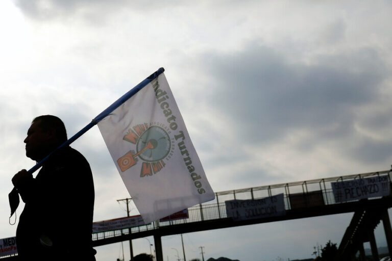 Trabajadores dicen que se irán a paro si no hay inversión en Codelco: 