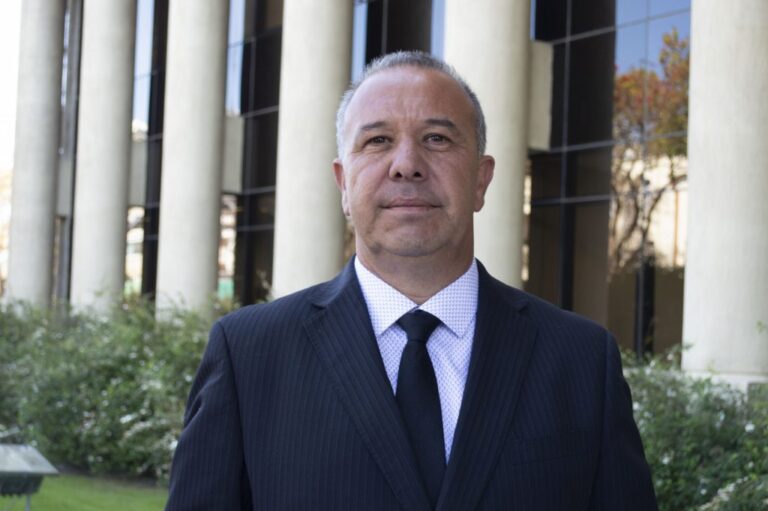 Alcalde de Quintero criticó el anuncio del cierre de la Fundición Ventanas: 