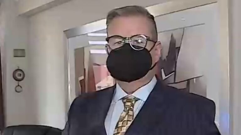 Padre de la enfermera agredida y las amenazas en su contra: 