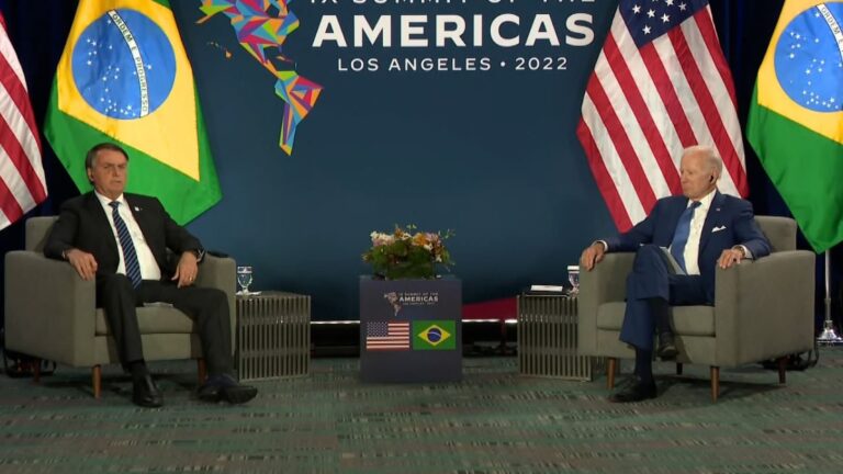 Biden y Bolsonaro discrepan sobre Ucrania y la Amazonía en un tenso primer encuentro