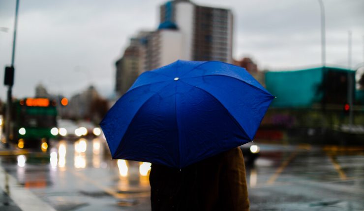 Julio llega con lluvias: Sistema frontal trae precipitaciones desde Coquimbo hasta la Patagonia