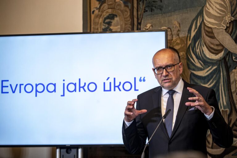 Presidencia checa de la UE dará prioridad a la reconstrucción de Ucrania