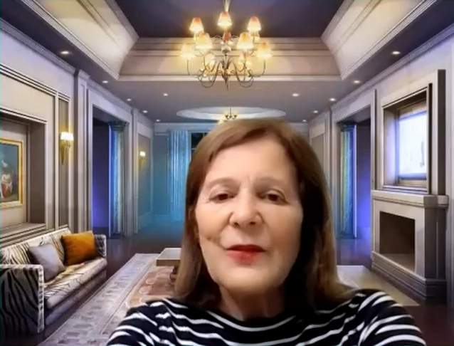 Nadia Magnenat Thalmann y el androide Nadine: 