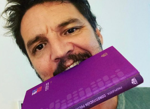 Pedro Pascal vuelve a compartir foto de sí mismo editada: 