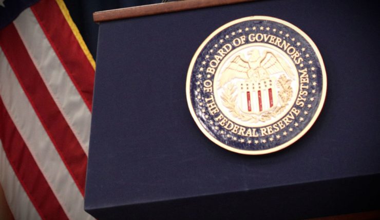 Reserva Federal de EE.UU. sube la tasa de interés en 25 puntos, el menor aumento desde marzo