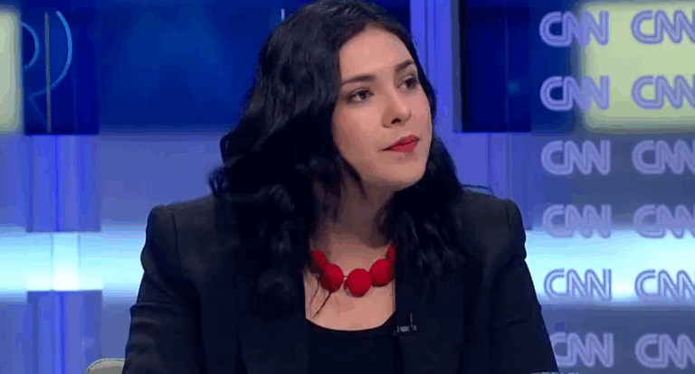 Karol Cariola en Tolerancia Cero: 