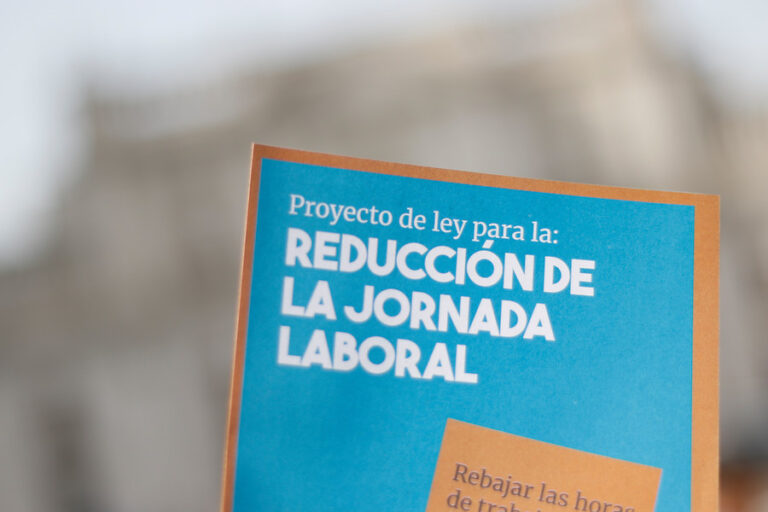 Gobierno propone gradualidad para reducir la jornada laboral: ¿Cuándo se llegaría a las 40 horas?
