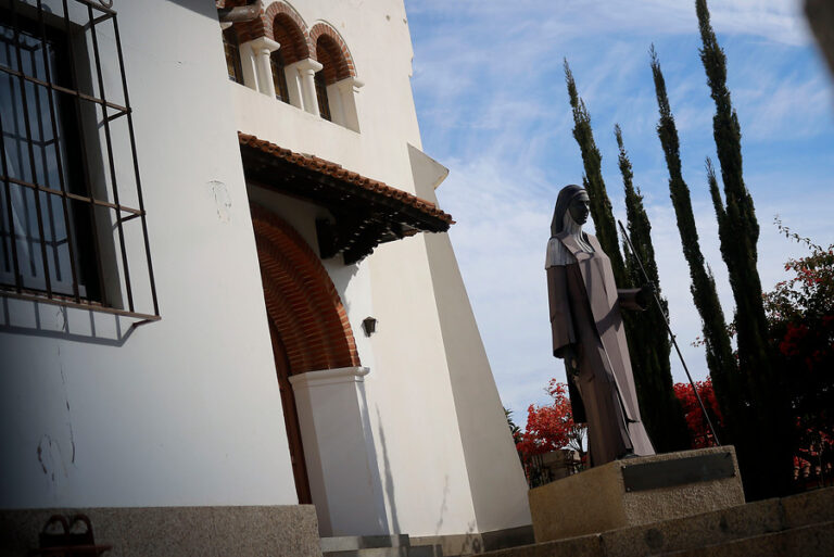 Asociación de Monasterios de las Carmelitas Descalzas lamentó respaldo al Apruebo del Monasterio San José