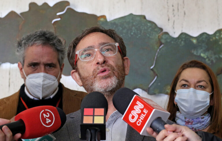 Ministro García anuncia reforzamiento de patrullaje en autopistas por aumento de encerronas