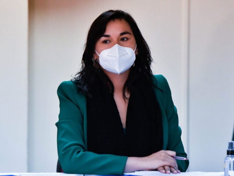 El mensaje de Siches al oficialismo tras polémica con Jackson: 