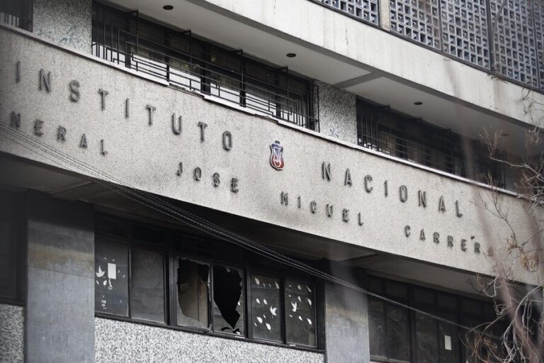 Profesores del Instituto Nacional: 