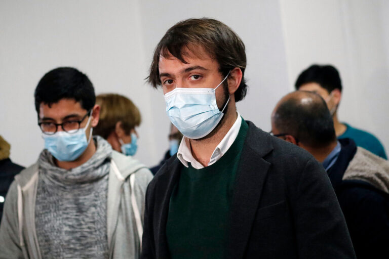 Alcalde Sharp se pronuncia sobre acto en Valparaíso y asegura que 