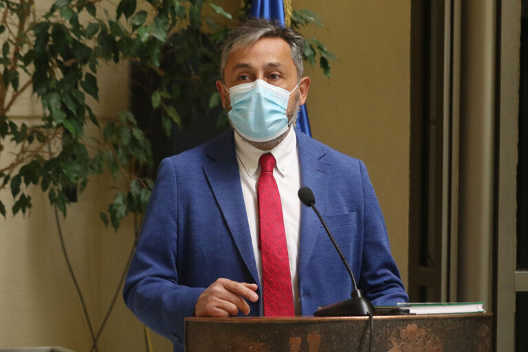 Eduardo Durán (RN) pide a Gonzalo de la Carrera que 