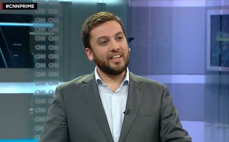 “Sería una buena señal de equilibrio”: Soto no descarta acuerdo con la centroderecha para la presidencia de la Cámara