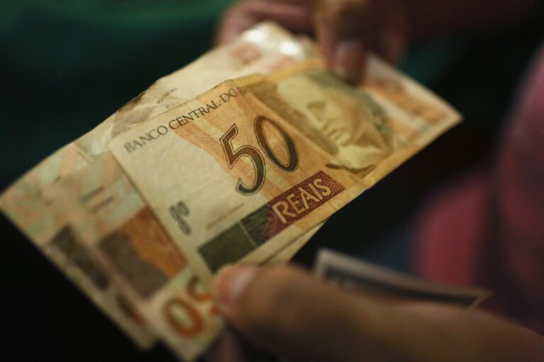 El 85% de los brasileños apuesta por más impuestos a los ricos para ayudar a los pobres