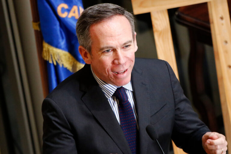 Alessandri por cambio de gabinete: 