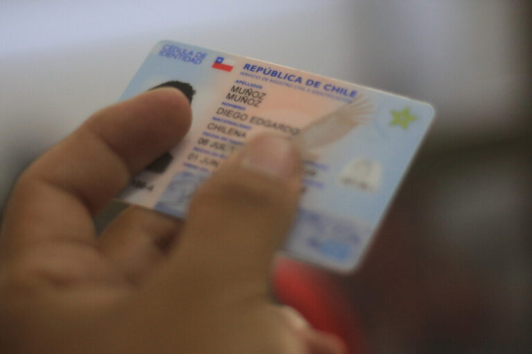 ¿Cómo renovar el carnet de identidad online?