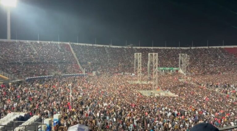 Incidentes en ingresos del Estadio Nacional marcaron antesala del primer concierto de Daddy Yankee en Chile