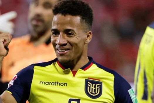 Día clave para Chile: Las pruebas que llevará a la FIFA para determinar el futuro de Ecuador en Qatar por caso Byron Castillo