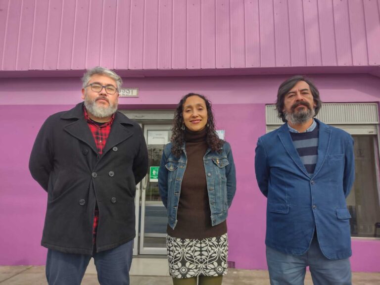 Alcaldesa de San Antonio firmó convenio con Cenabast que permitirá reducir precios en medicamentos de farmacia popular