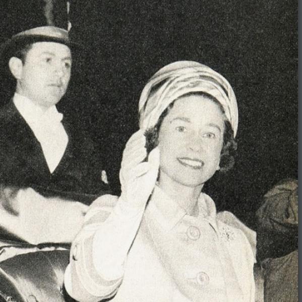 Hace 54 años en el Nacional: El Clásico Universitario que se jugó para la Reina Isabel II