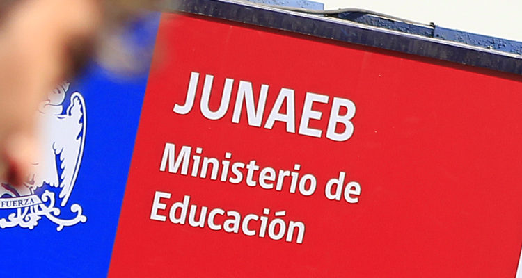 Junaeb comenzó mesas de trabajo para avanzar hacia una opción vegetariana en el menú