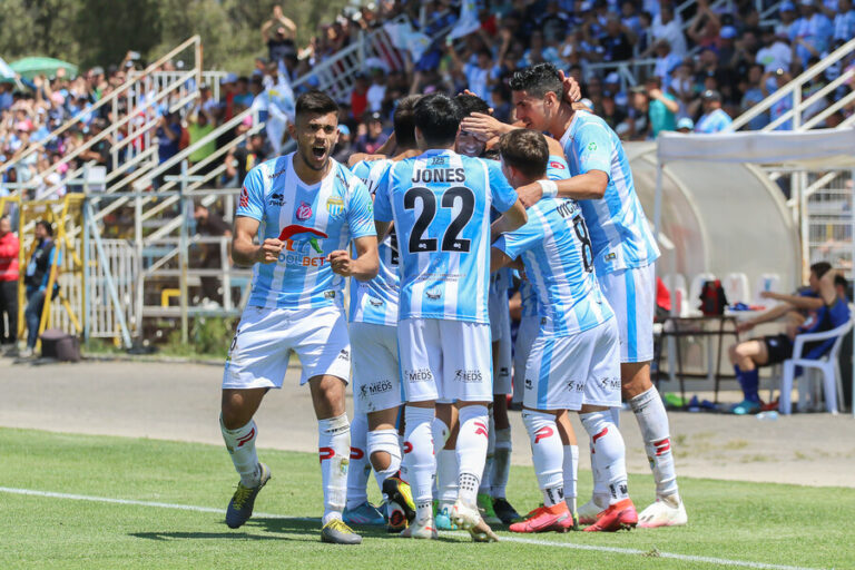 Copa Chile: Magallanes eliminó a Huachipato y alcanzó una nueva final tras 11 años