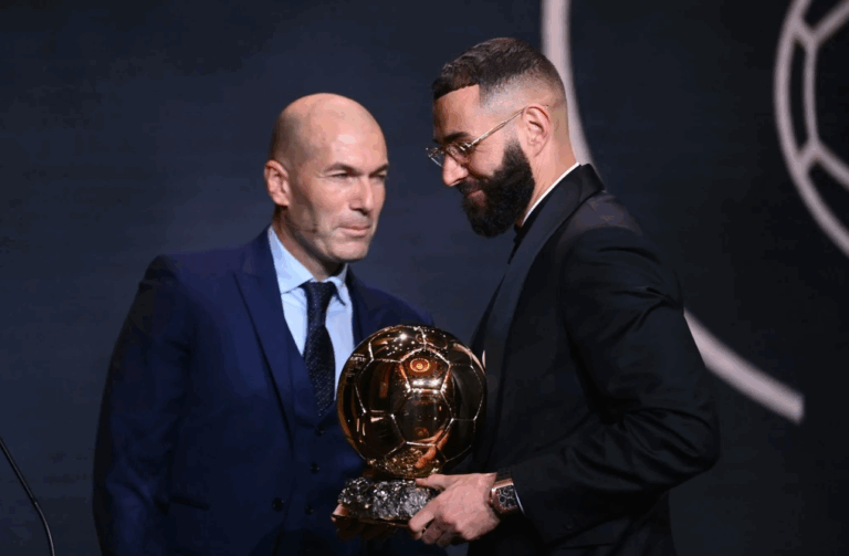 El delantero francés Karim Benzema ganó el Balón de Oro 2022