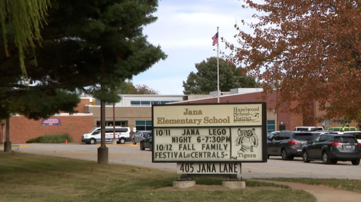 Escuela primaria tiene niveles inaceptables de contaminación radioactiva por creación de bomba atómica en 1940