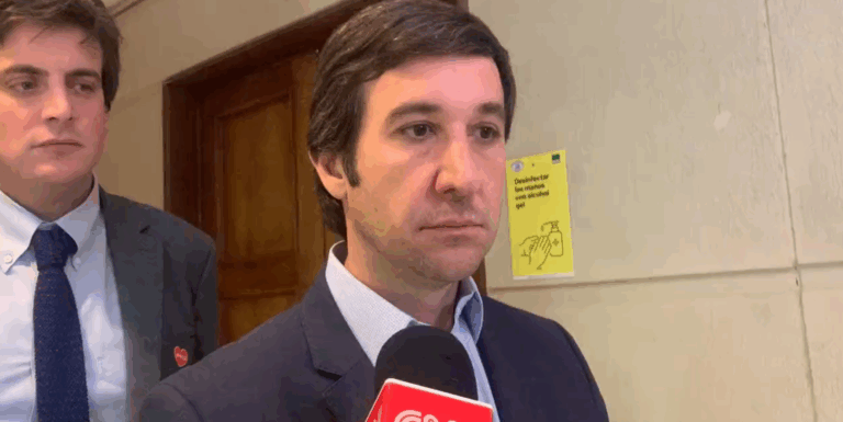 Ramírez y Schalper acusan a Ibáñez de 