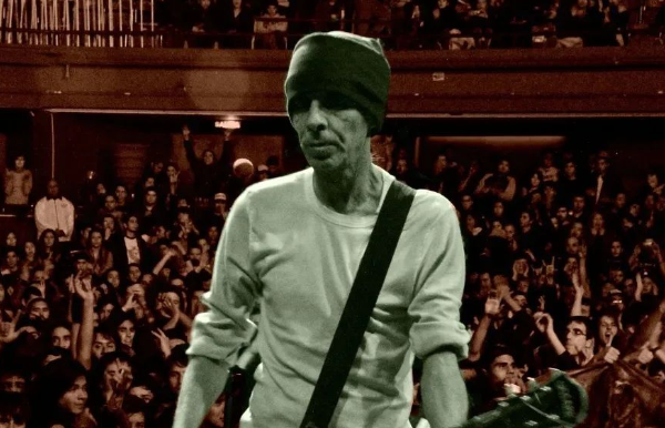 El punk está de luto: Murió Mario “Pogo” Carneyro, fundador de Los Peores de Chile y ex Fiskales Ad-Hok