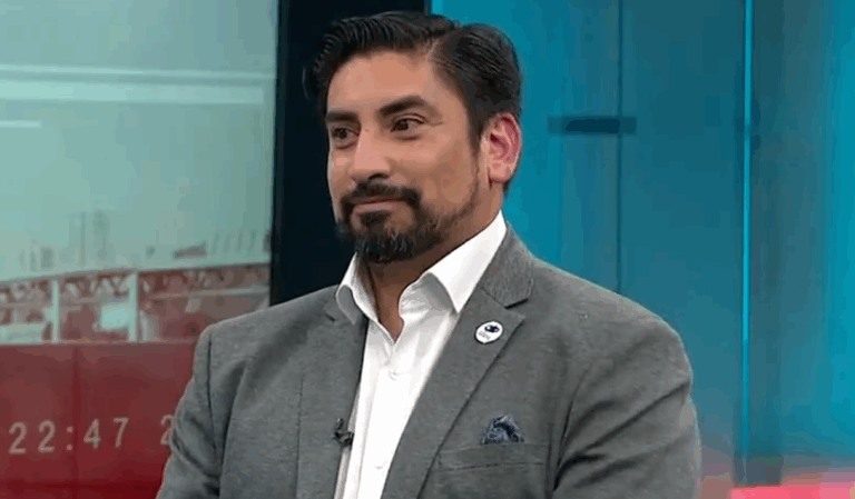 Diputado Oyarzo confirmó que PDG no firmará acuerdo constitucional hoy