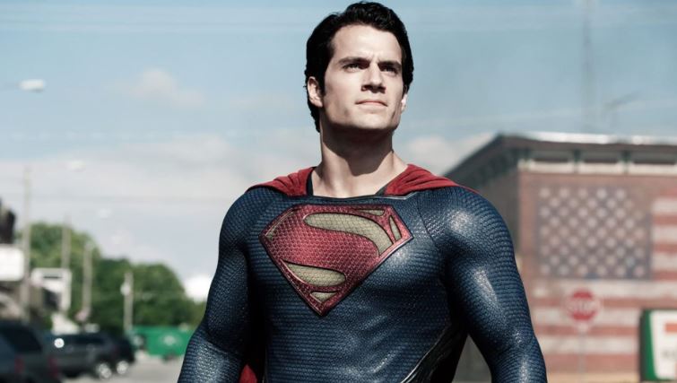 Henry Cavill confirma su regreso como Superman: “Gracias por la paciencia, será recompensada”