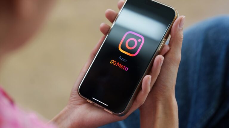 Reportan fallas en Instagram para subir publicaciones e historias: Usuarios respondieron de inmediato con memes