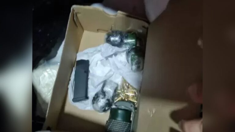 Decretan prisión preventiva para sujeto detenido en Estación Central por tenencia de fusiles y granadas