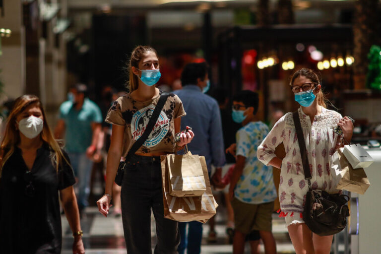 La economía chilena se desacelera: PIB creció 0,3% y logró su menor expansión en 2 años 