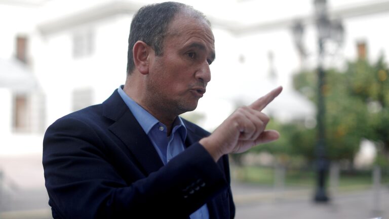 Díaz respaldó emplazamiento de Orrego al presidente por eliminación de delegados: 