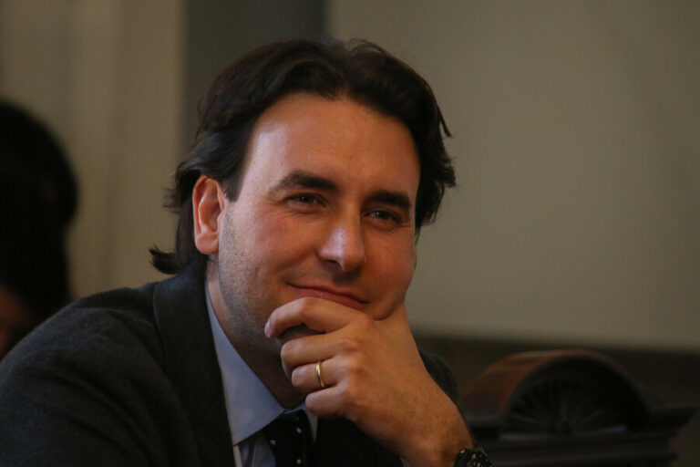 Vlado Mirosevic por censura a comisiones: 