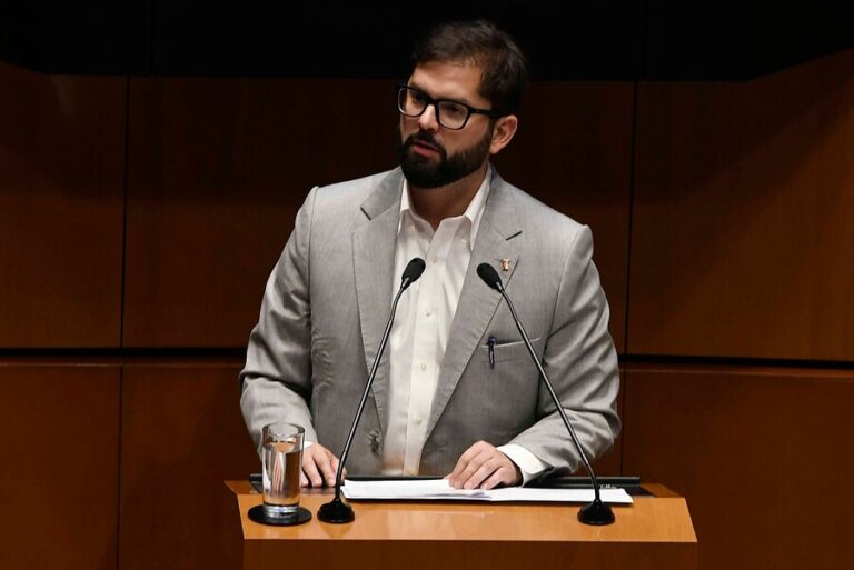 Pulso Ciudadano: Presidente Boric obtiene un 61% de desaprobación y un 56,5% quiere eliminar las AFP