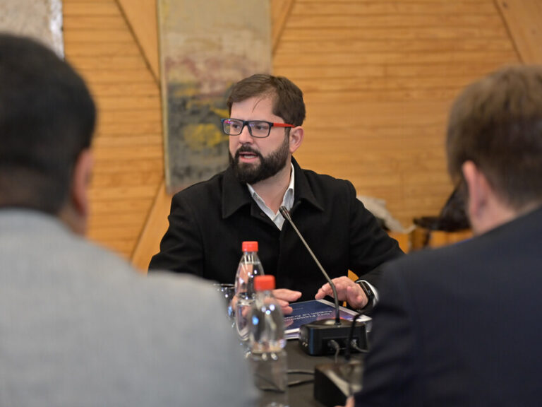 Boric tras quema de escuela e iglesia en La Araucanía: 