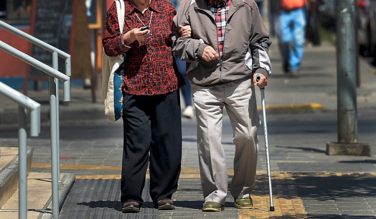 Viña del Mar: Delincuentes se hacían pasar por trabajadores de salud para drogar y robar a personas mayores