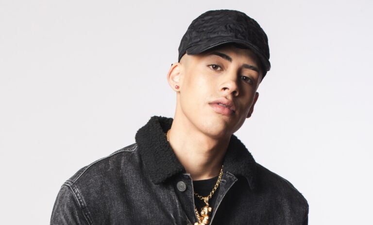 Músicos chilenos lideran la lista de lo más escuchado en Spotify