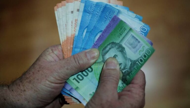 Subsecretario Larraín explica cómo aumentarían las pensiones con la reforma previsional del Gobierno