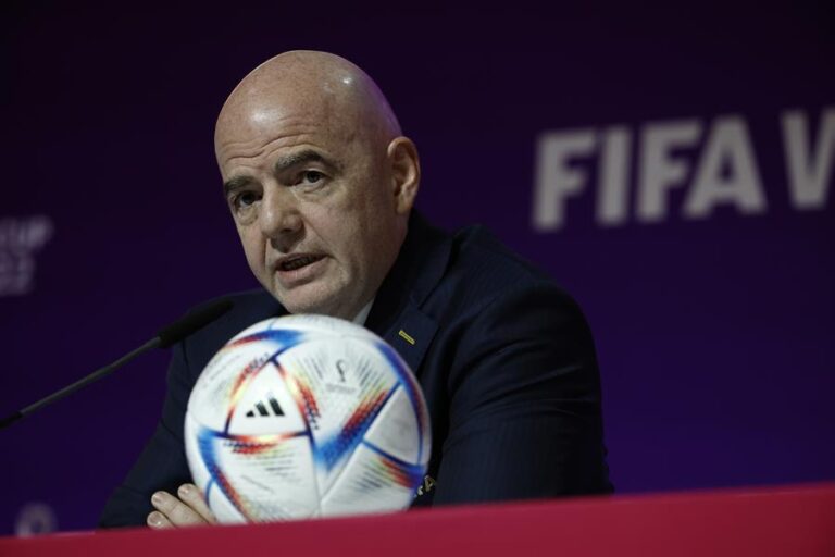 Infantino arremetió contra cuestionamientos occidentales a Qatar 2022: 