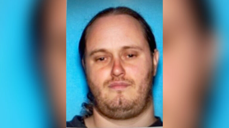 El atacante de Paul Pelosi es migrante irregular y arriesga la expulsión de EE.UU.