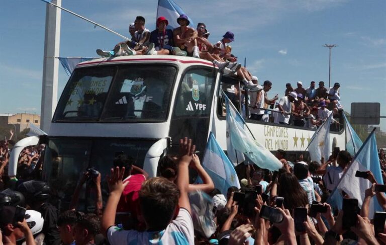 El Gobierno francés pide a la FIFA investigar insultos 