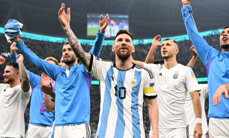 Fiesta total en Argentina: La albiceleste goleó a Croacia y se convirtió en el primer finalista de Qatar 2022